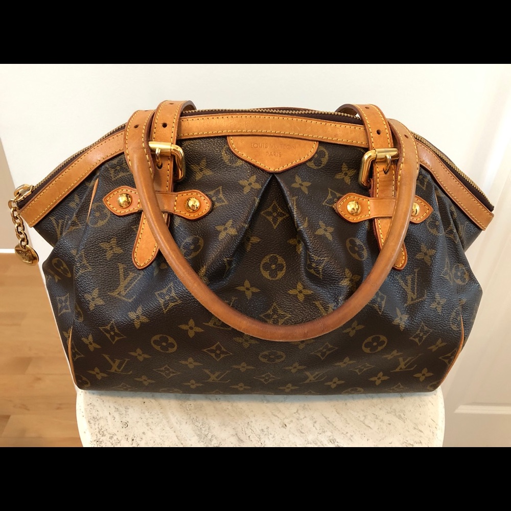 Authentic Louis Vuitton Tivoli GM (tags, dust bag) - Picture 1 of 8